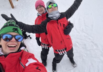 More Than a Ski Pass: The Benefits of Joining the Canadian Ski Patrol